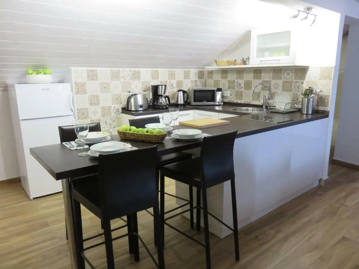 Apartments Casper 0*, Novi Vinodolski Croatia