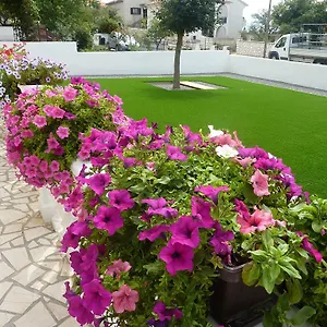 Rose Apartman